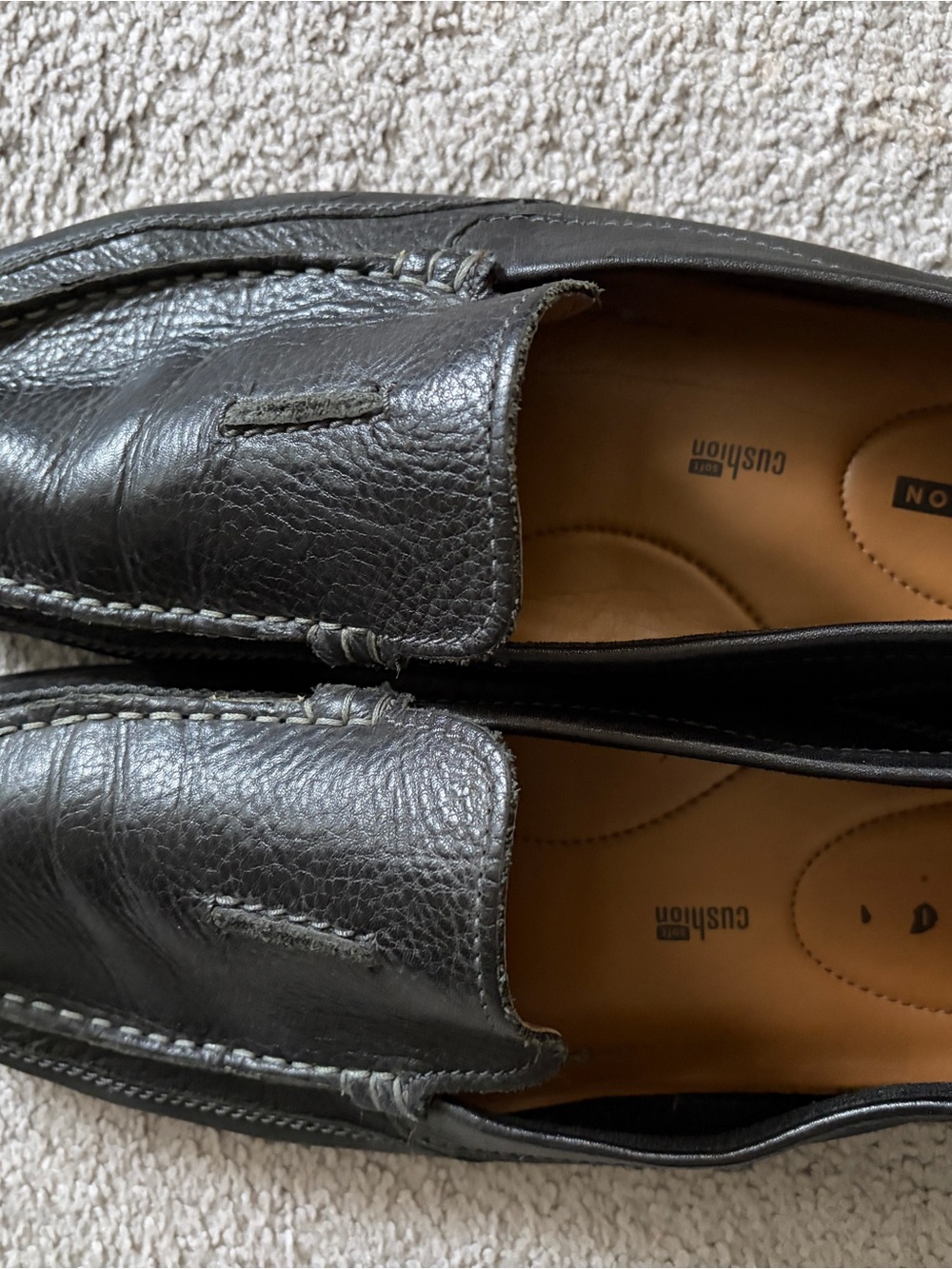 Men's Black Slip-On Leather Loafers